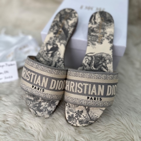 Dior Canvas Toile de Jouy Embroidered Dway Slide Sandals - Picture 6 of 8